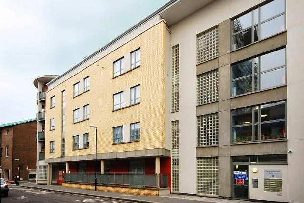 Tudor Rose Court, Islington, Greater London, EC2Y 8DY | Sheltered ...